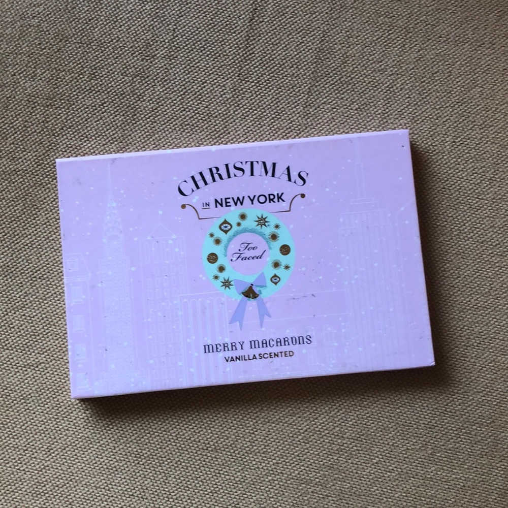 Too Faced Christmas in New York Holiday Palette